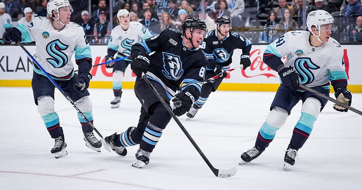 Nate Schmidt scores twice as Seattle Kraken lose 6-3 to Mammoth