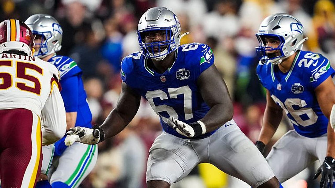 Seattle Seahawks reach four-year extension with left tackle Charles Cross