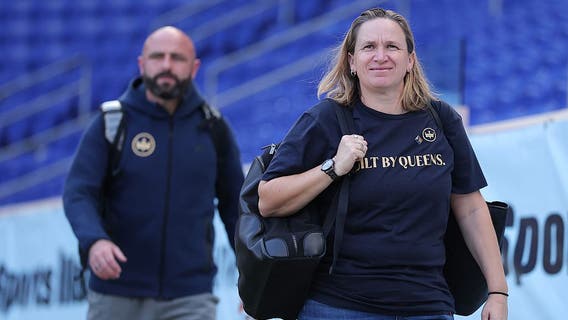 Head coach Laura Harvey signs extension through 2028 season with Seattle Reign FC