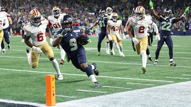 Ken Walker III rushes for 3 TDs as Seattle Seahawks roll to NFC championship