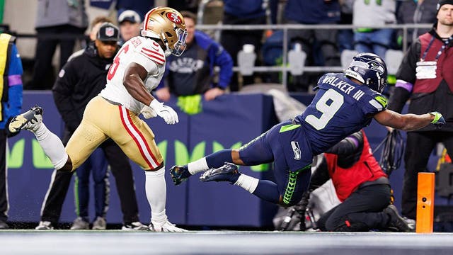 Seahawks Notebook: Moving forward without Zach Charbonnet