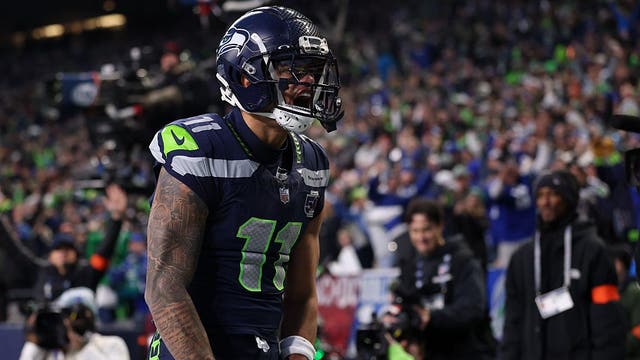 Jaxon Smith-Njigba has a star turn as he helps carry the Seahawks to the Super Bowl