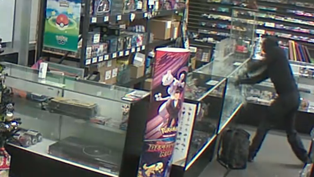 Crook steals thousands worth of Pokemon cards from Everett, WA store