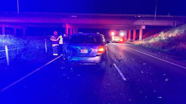 WA trooper struck, injured in multi-car crash on SR 512