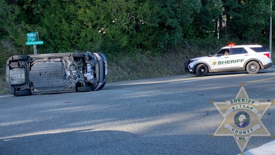 kitsap county Sheriff deputy responds to rollover crash