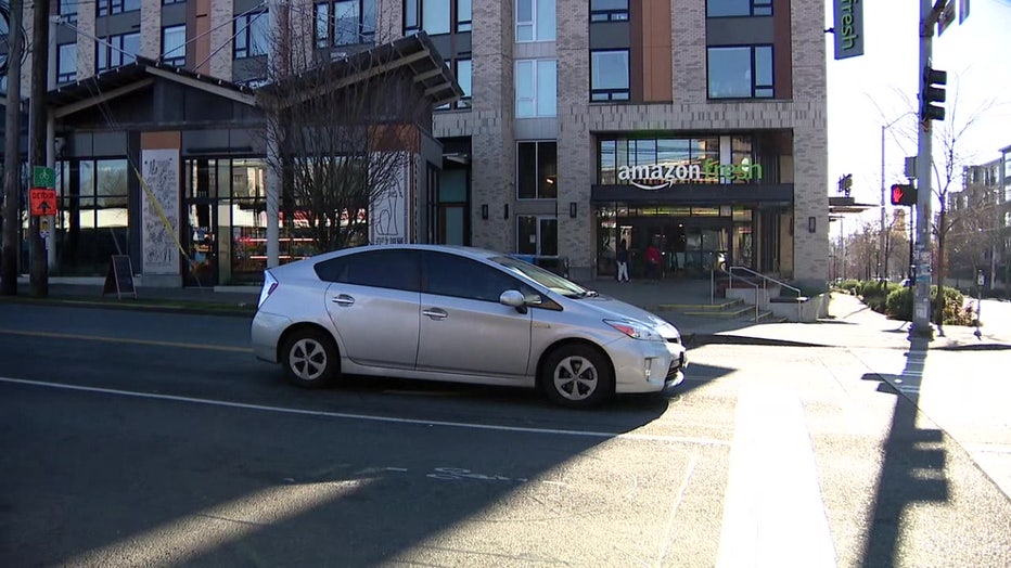 Central District Amazon Fresh store