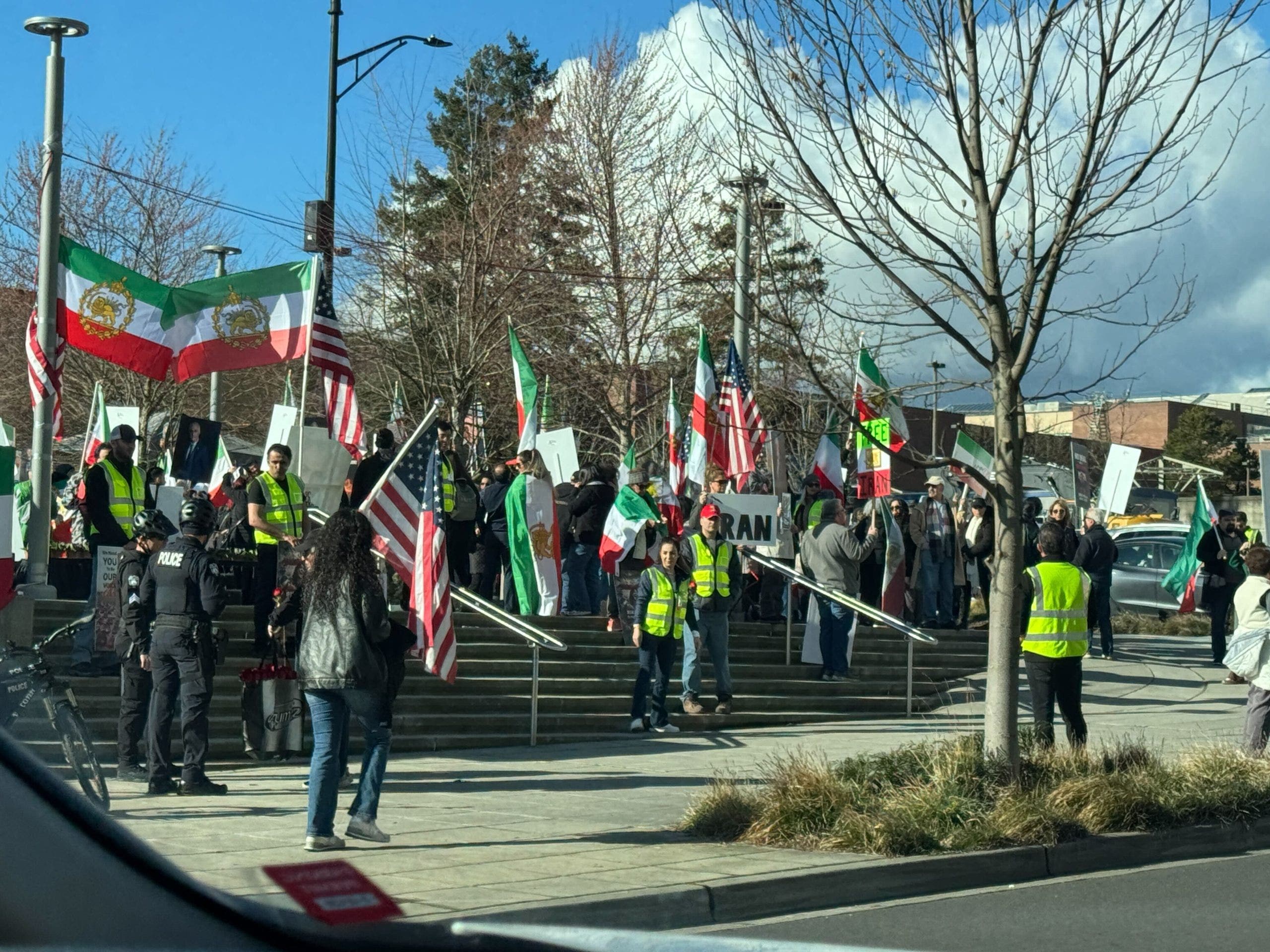 Crowds gather in Bellevue, WA for Iran solidarity demonstration