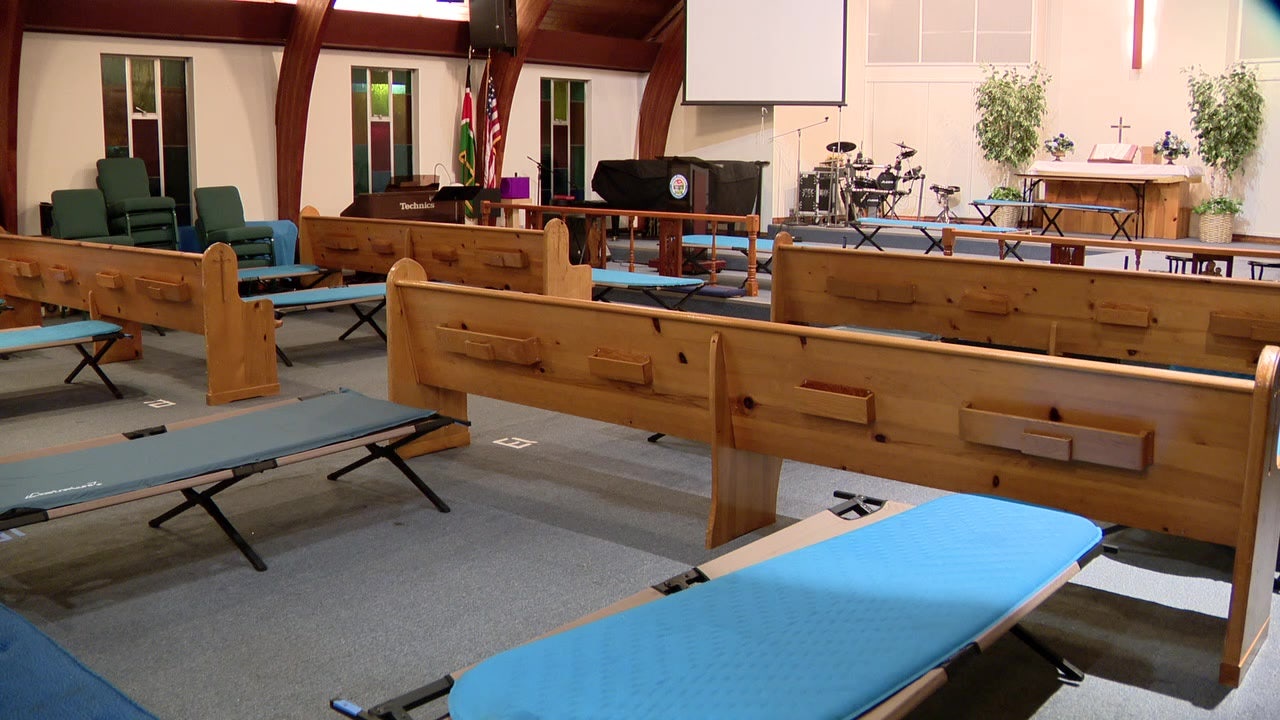 Burien, WA cold weather shelter expected to hit capacity as tempuratures fall