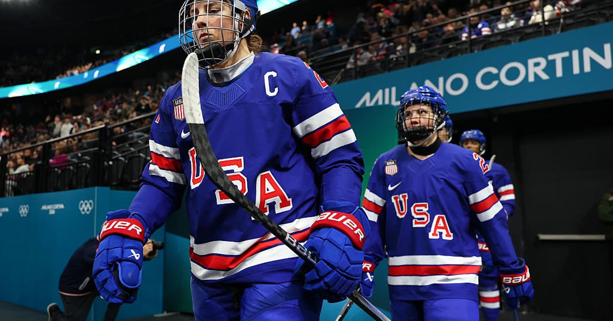 Seattle Torrent's Hilary Knight, US speedskater Brittany Bowe get engaged at the Olympics