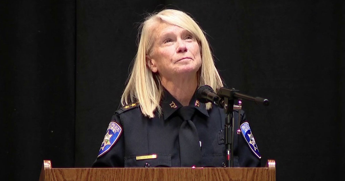 Patti Jackson is first woman sworn in as Tacoma Police Chief