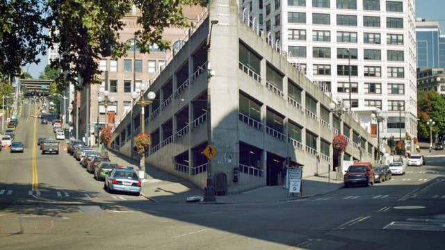 Mom of man killed at Seattle garage calls for change following nearby shooting