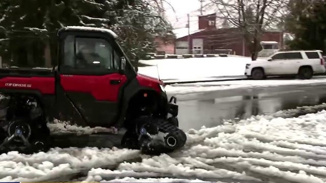 Light snow continues to fall in parts of western Washington