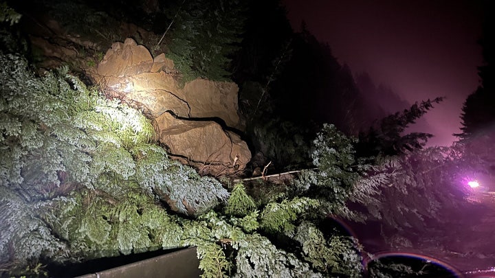 Landslide closes northbound I-5 near Bellingham, WA