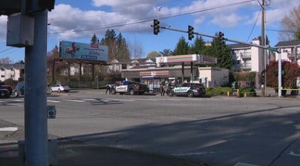 Man shot, killed at bus stop in Skyway, WA
