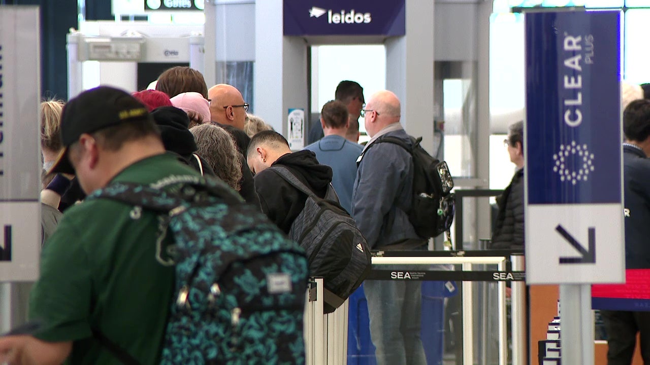No pay for TSA workers, but SEA wait times remain short