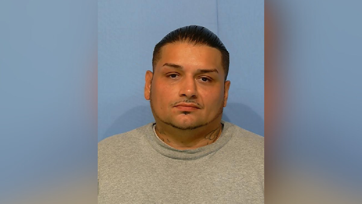 Marysville police search for wanted felon in Snohomish County, WA