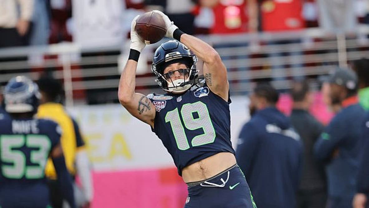 Jake Bobo signs offer sheet with Jaguars, Seahawks have five days to match