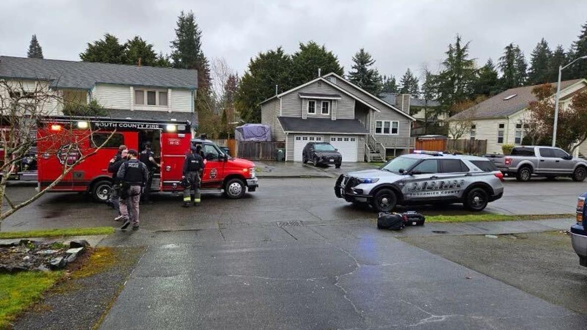 1 injured in shooting near Lynnwood, WA high school, prompting lockdowns