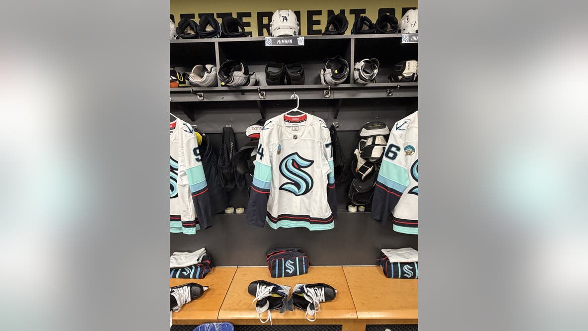 Bobby McMann cleared to make debut with Seattle Kraken