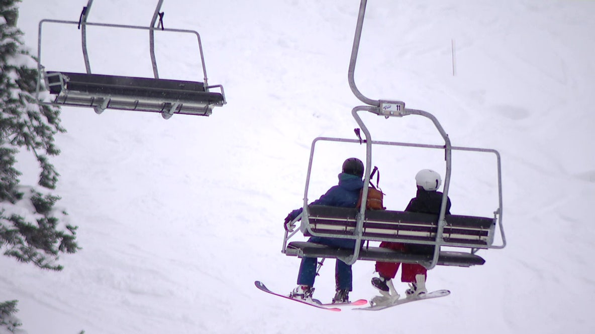 Late-season snowstorm brings hope to struggling Cascade ski towns