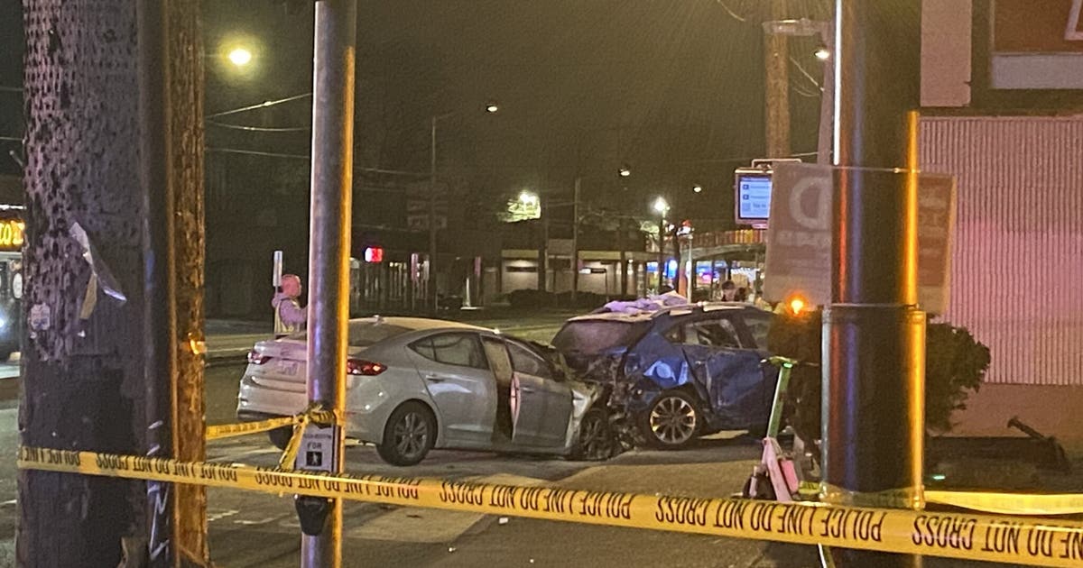 3 people injured in crash near Seattle bus stop