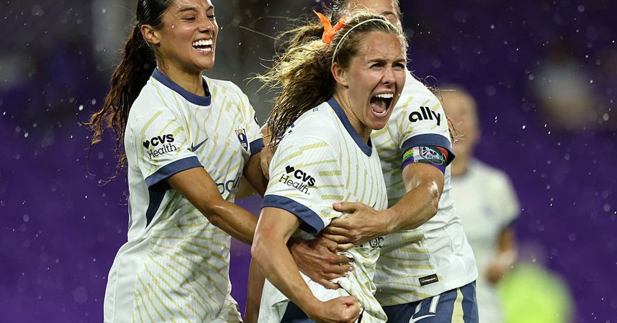 Brittany Ratcliffe scores game-winning goal as Seattle Reign FC open season with 2-1 win over Orlando Pride