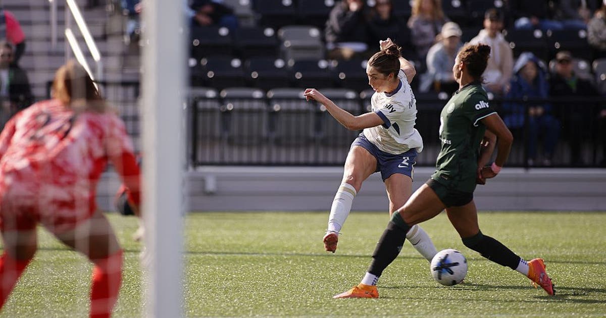 Maddie Mercado, Nérilia Mondésir lead Seattle Reign to 2-1 win over Racing Louisville