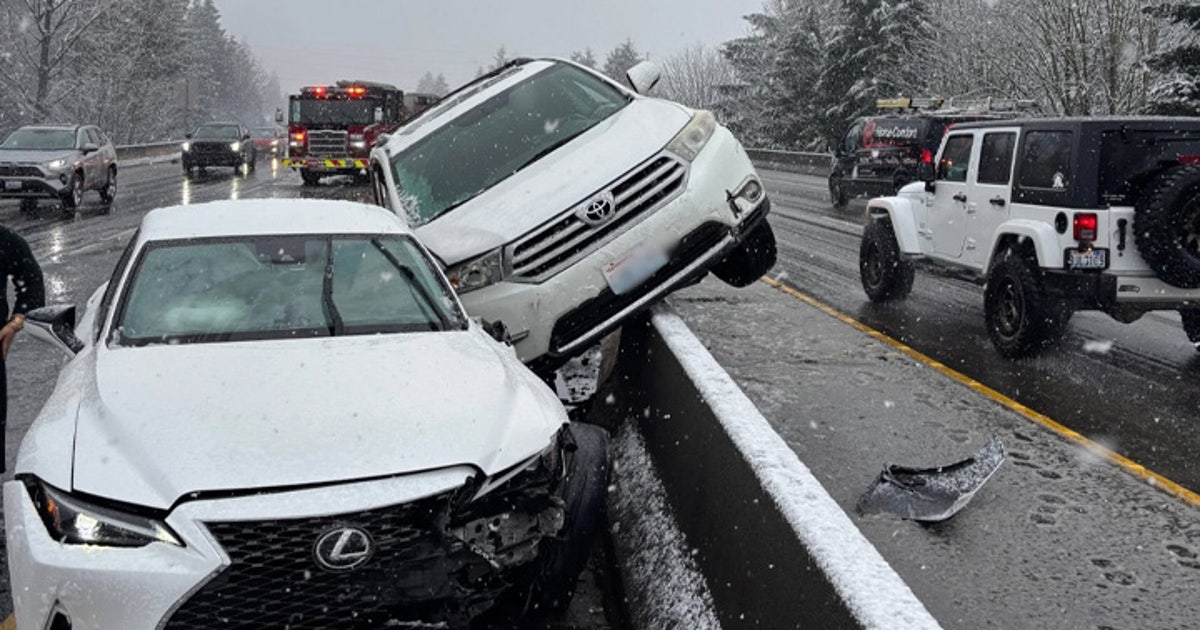 Seattle snow, school closures, travel impacts in western WA | FOX 13 ...