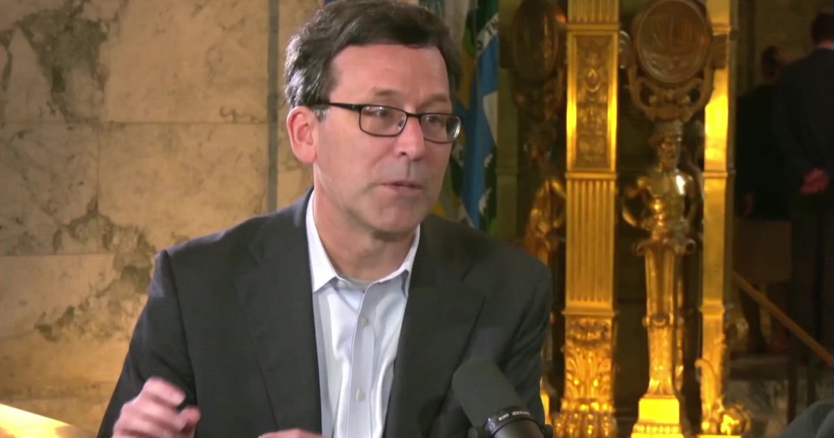 Gov. Ferguson signs bill changing WA legal language away from 'alien'