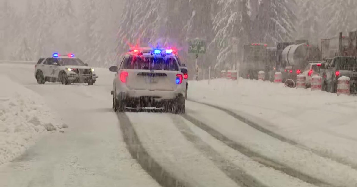 LIVE UPDATES: Weekend travel, power impacts from WA snow
