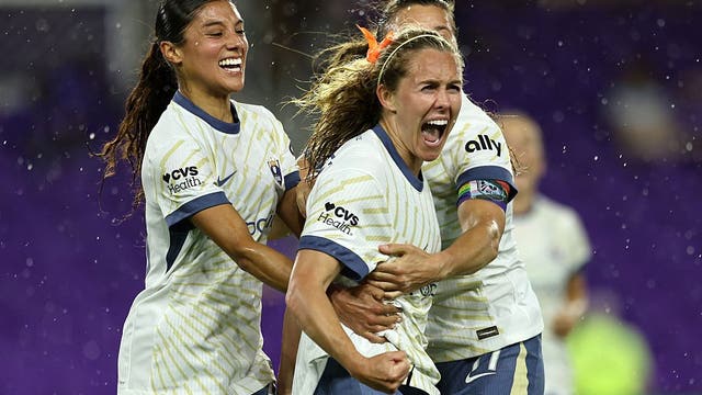 Brittany Ratcliffe scores game-winning goal as Seattle Reign FC open season with 2-1 win over Orlando Pride