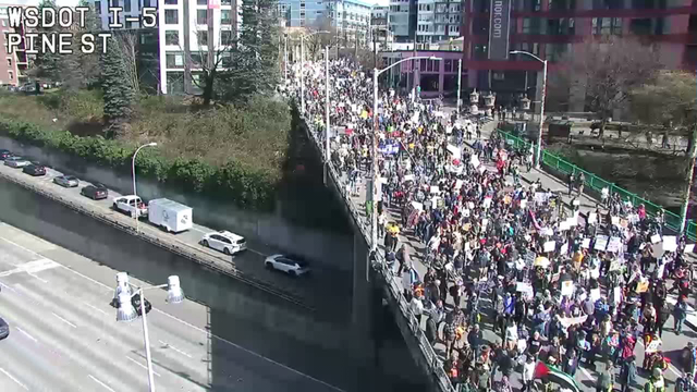 Seattle traffic impacted as thousands march for WA 'No Kings' protests
