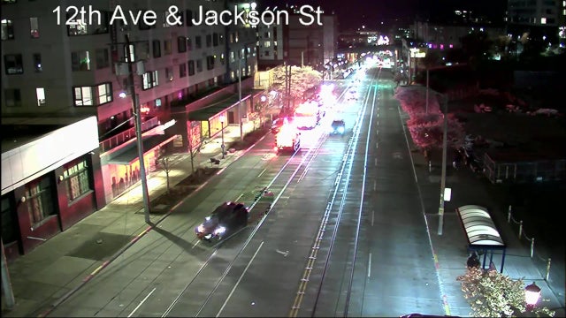 Seattle police investigate stabbing, robbery in Chinatown-International District