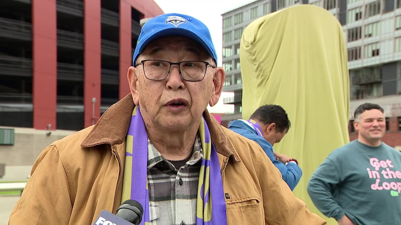 New 9-foot bronze Seattle statue becomes guardian of World Cup 2026 matches