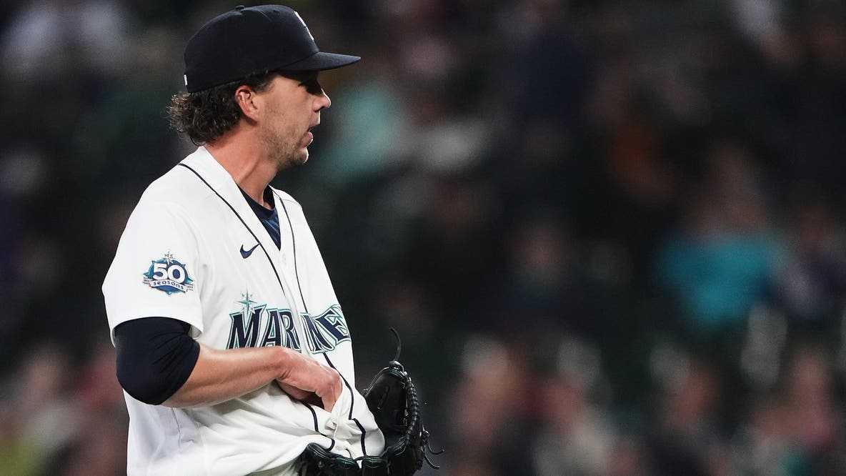 Line drive gets lodged in Logan Gilbert's jersey for Seattle Mariners