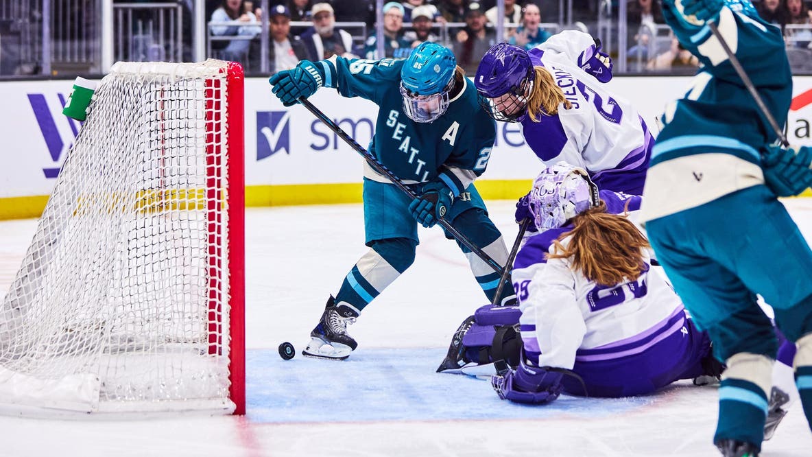 Alex Carpenter, Gabrielle David scored nine seconds apart as Seattle Torrent beat Frost 5-4
