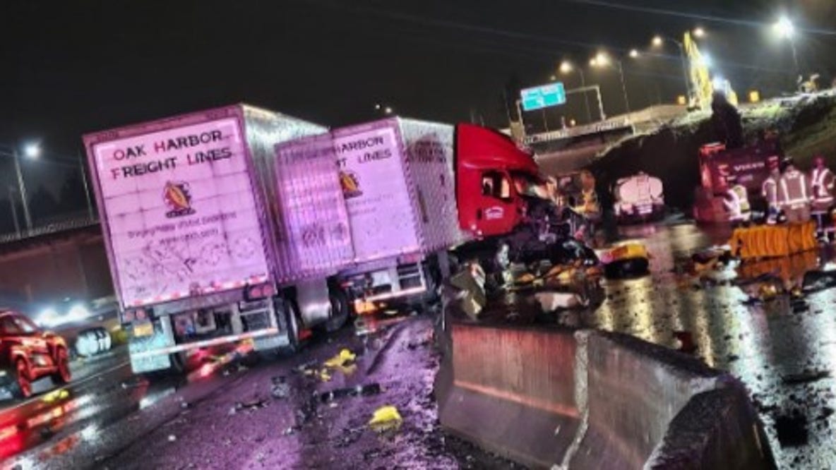 100 gallons of diesel spills on I-5 after semi crash near DuPont, WA