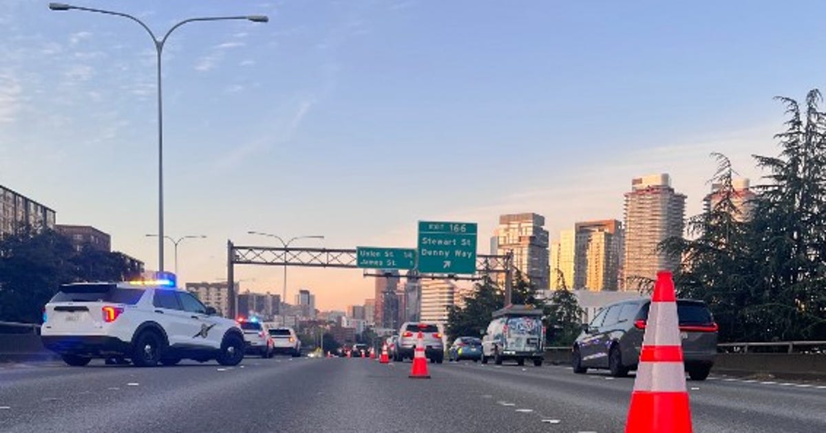 Motorcyclist hospitalized after I-5 crash in downtown Seattle