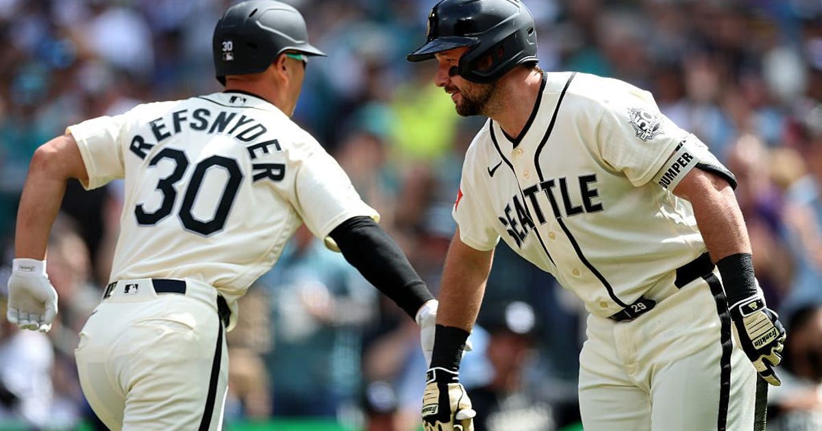 Bryan Woo, Rob Refsnyder lead Seattle Mariners to 5-3 win over Rangers
