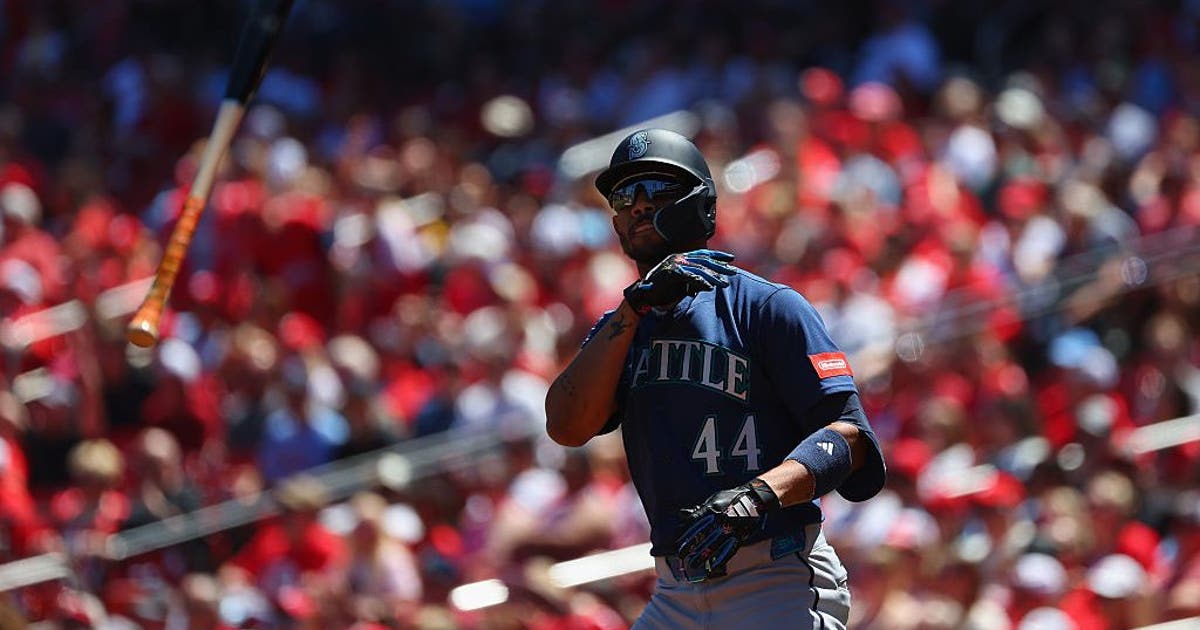 Seattle Mariners survive slugfest with Cardinals for 11-9 victory