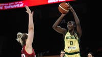 Ezi Magbegor to miss at least 6-8 weeks for Seattle Storm with right foot injury