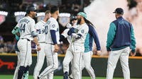 J.P. Crawford bases loaded single gives Seattle Mariners 8-7 win over Astros