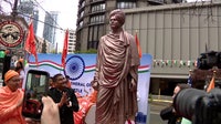 Mayor Wilson, Indian Consulate unveil Seattle statue of Swami Vivekananda downtown