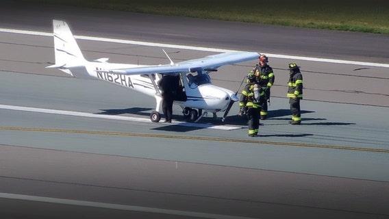 All safe after student pilot, instructor navigate lost nose wheel in Everett, WA landing