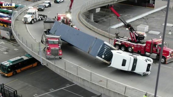Eastbound I-90 reopens after semi-truck rollover in Seattle