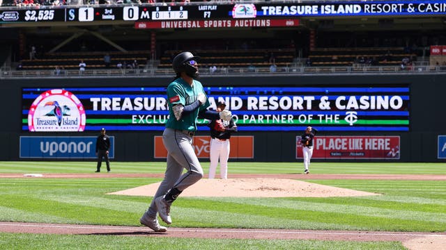 Cole Young has 3 late RBIs to help Mariners rally past Twins 5-3 and win the series