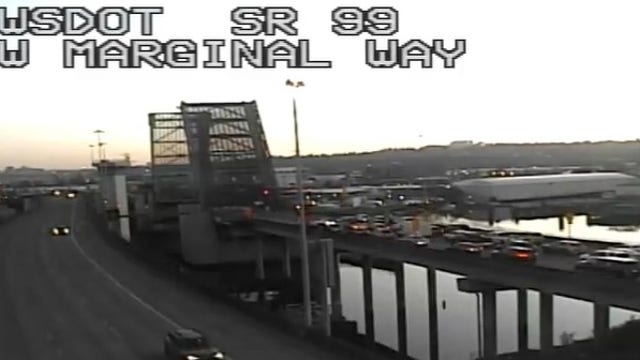 All lanes of Seattle's First Avenue Bridge reopen after stuck in open position