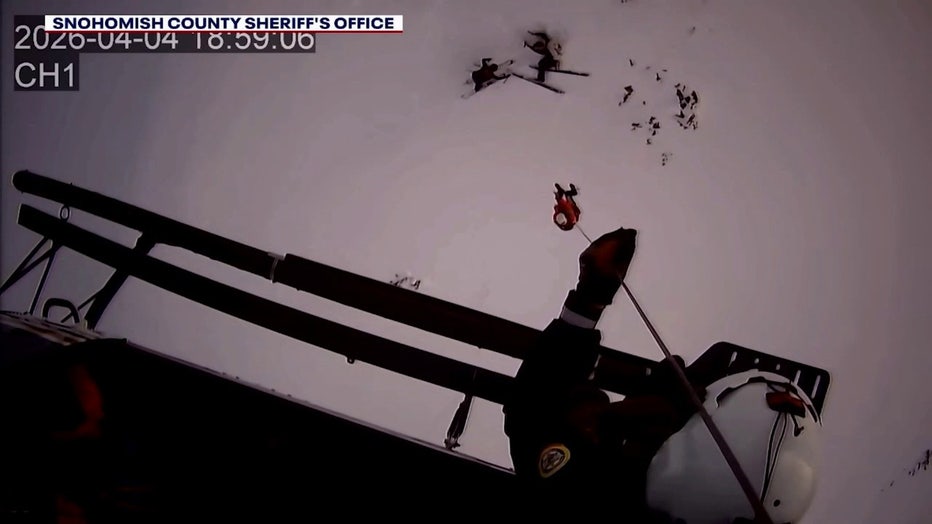 Skiers rescued WA north cascades