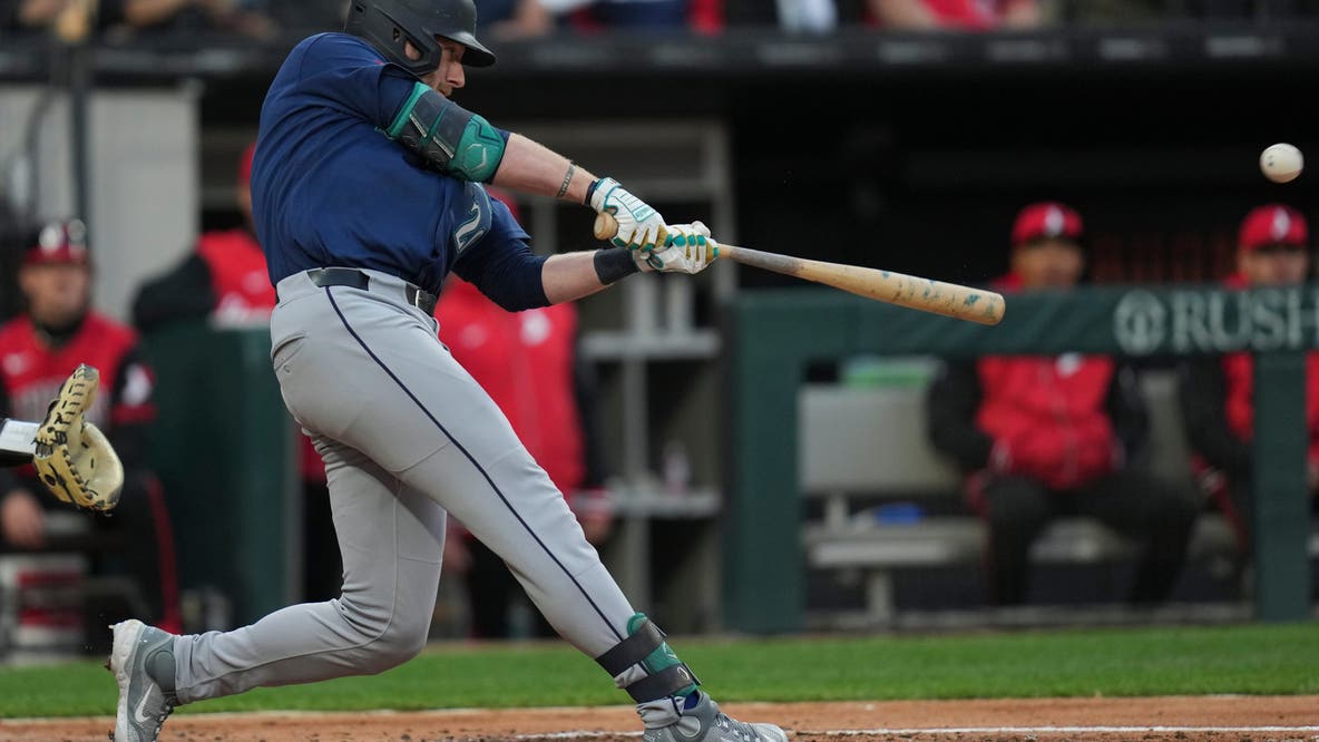Raley hits grand slam and 3-run homer as Seattle Mariners outslug White Sox in 12-8 win