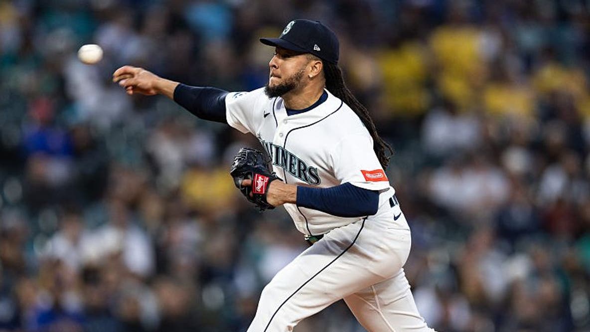 Seattle Mariners manage one hit, allow two runs in 9th in 2-1 loss to White Sox